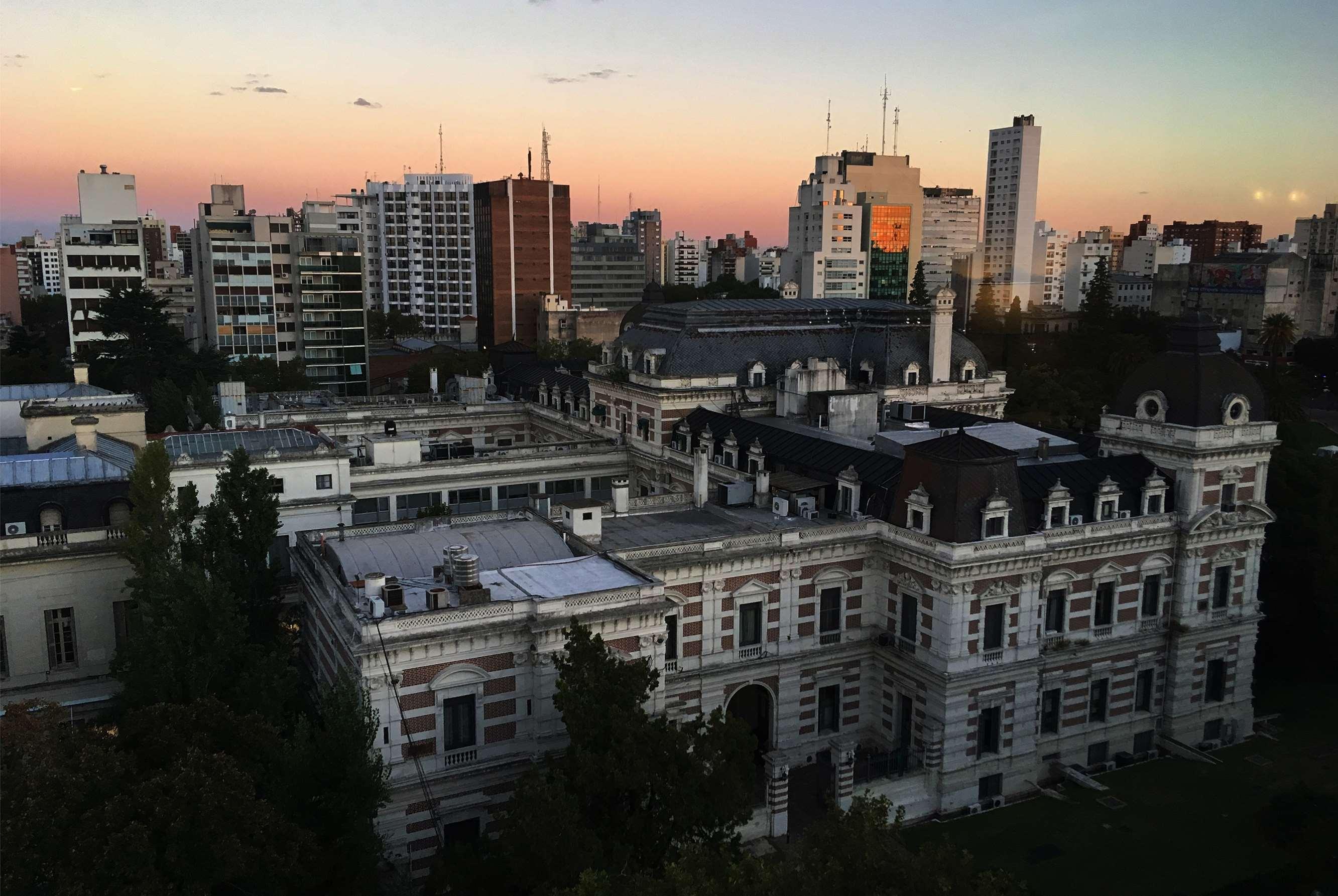 Days Inn & Suites By Wyndham La Plata Esterno foto