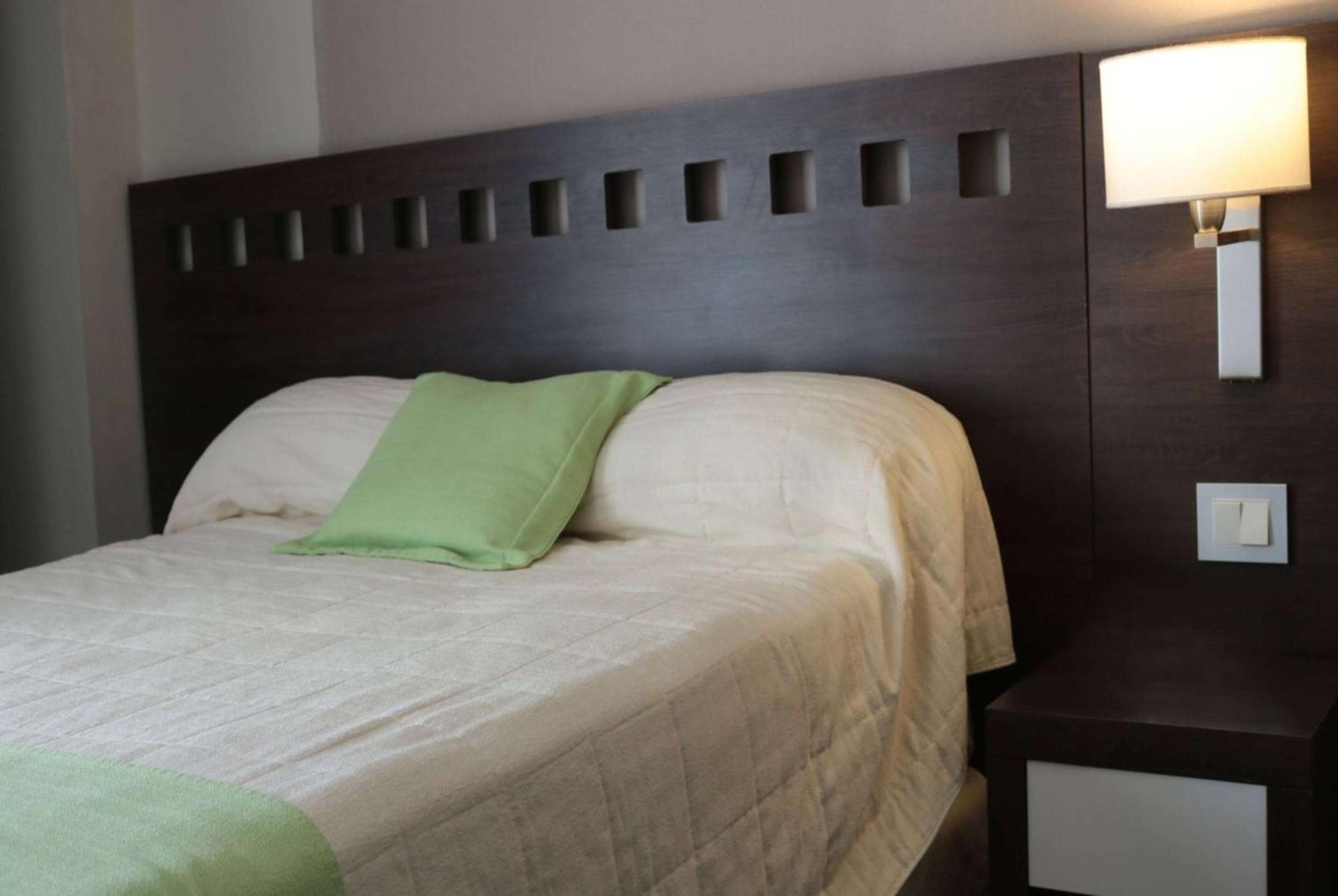 Days Inn & Suites By Wyndham La Plata Esterno foto